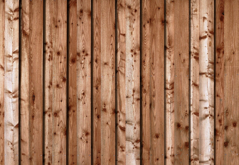 this is a picture of redwood fence in Folsom, CA