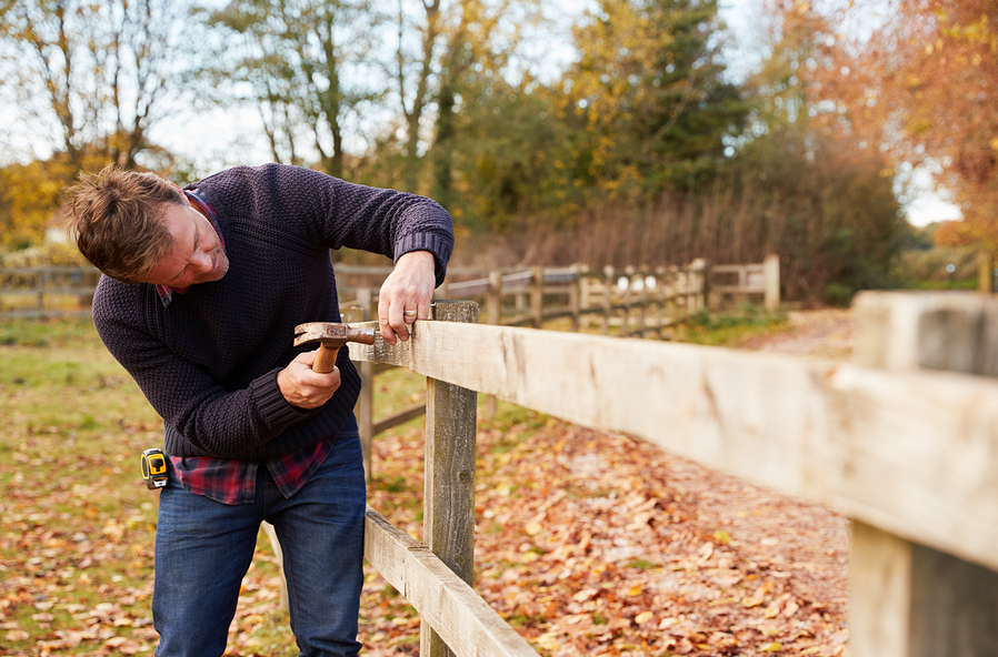 this is a picture of fence repair in Folsom, CA