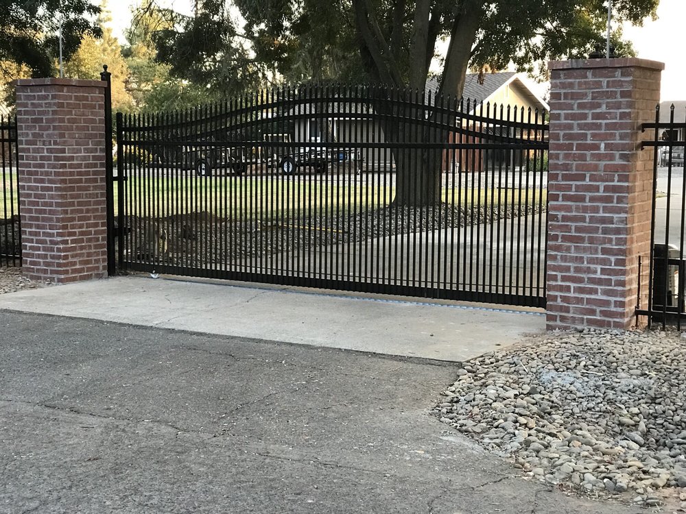 this is a picture of driveway gate installation in Folsom, CA