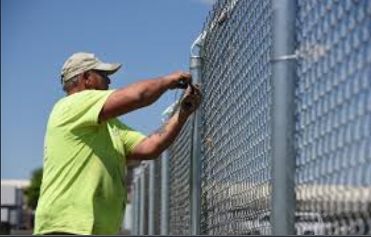 this is a picture of fence repair in Folsom, CA